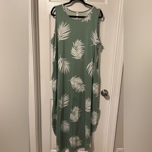 Green Leaf Print Sleeveless Maxi dress